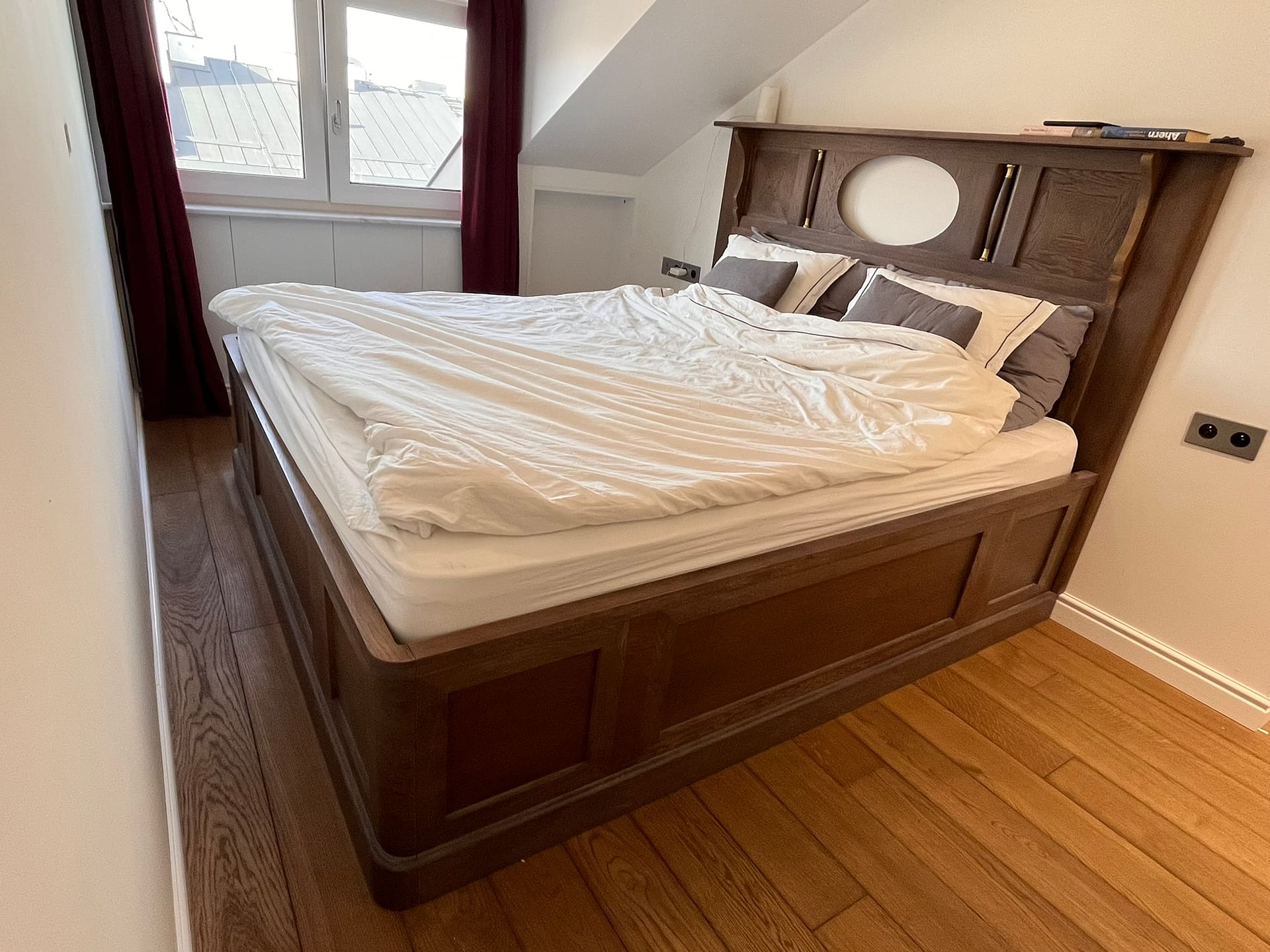 16R renowacja - łóżko